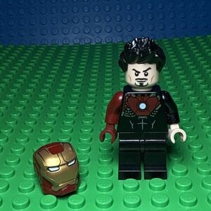 LEGO Minifigure - Tony Stark Black Iron Man Suit Dark Red Right Arm 40334 sh584